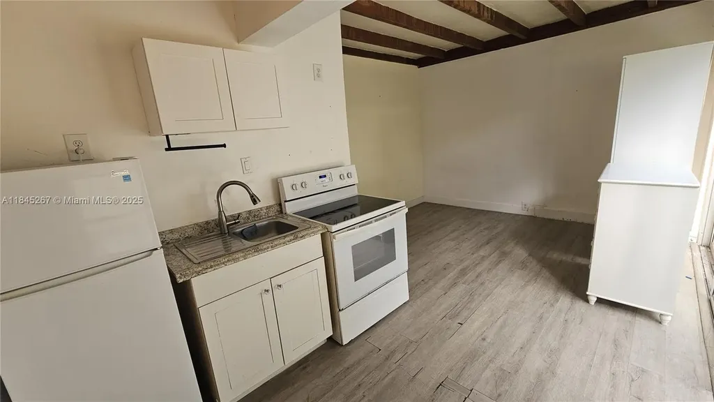 1836 Roosevelt Street Hollywood FL 33020