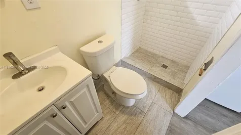 1836 Roosevelt Street Hollywood FL 33020