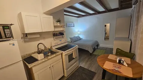 1836 Roosevelt Street Hollywood FL 33020