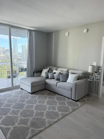275 NE 18th Street Miami FL 33132