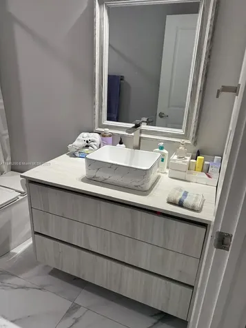 275 NE 18th Street Miami FL 33132