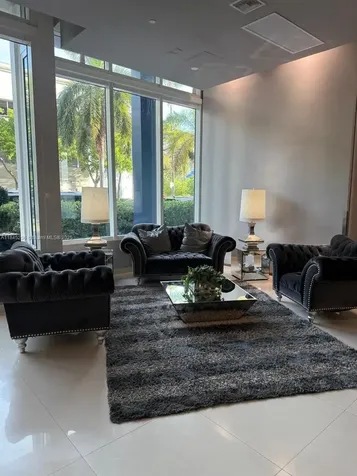 275 NE 18th Street Miami FL 33132