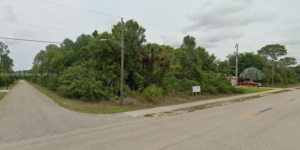 1701 E 6th Street Lehigh Acres FL 33972