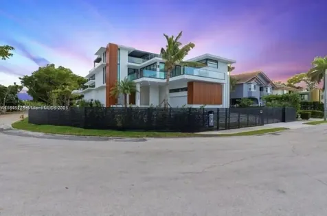 1248 NE 89th Street Miami FL 33138