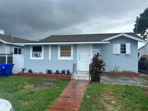 2708 NW 22nd Court Miami FL 33142