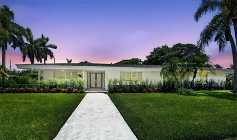 7200 SW 137th Street Palmetto Bay FL 33158
