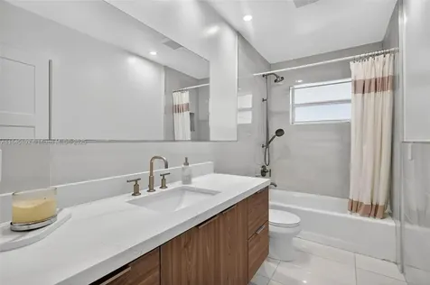 7200 SW 137th Street Palmetto Bay FL 33158