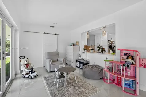 7200 SW 137th Street Palmetto Bay FL 33158
