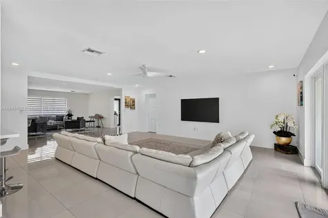 7200 SW 137th Street Palmetto Bay FL 33158