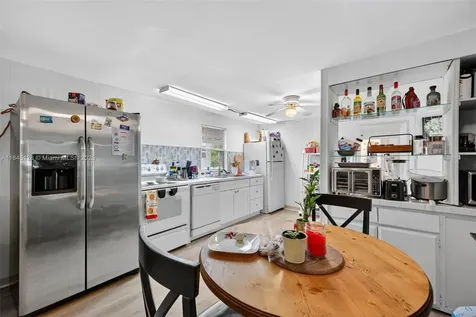 2430 SW 53rd Street Dania Beach FL 33312