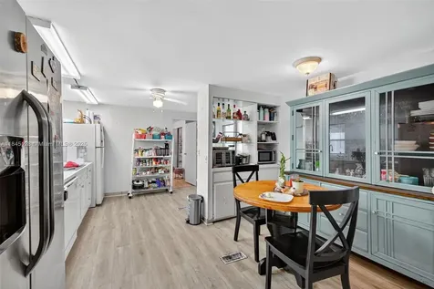 2430 SW 53rd Street Dania Beach FL 33312