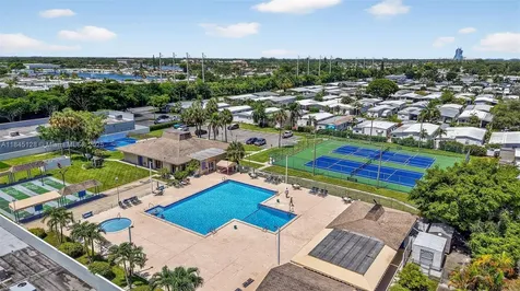 2430 SW 53rd Street Dania Beach FL 33312