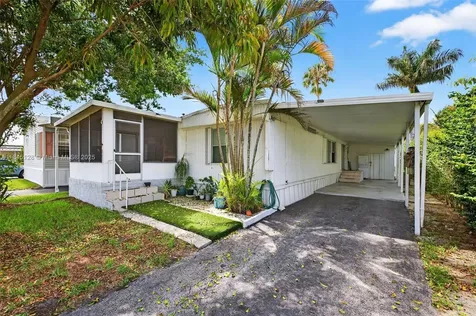 2430 SW 53rd Street Dania Beach FL 33312