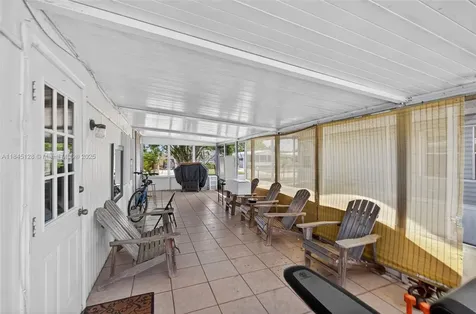2430 SW 53rd Street Dania Beach FL 33312