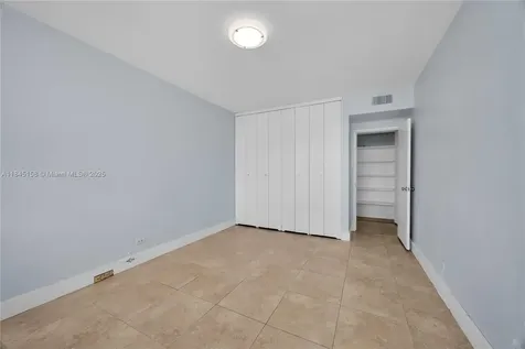 7441 Wayne Avenue Miami Beach FL 33141