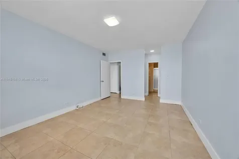 7441 Wayne Avenue Miami Beach FL 33141