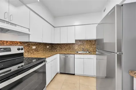 7441 Wayne Avenue Miami Beach FL 33141