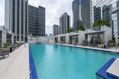 851 NE 1st Avenue Miami FL 33132