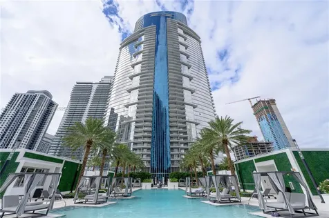851 NE 1st Avenue Miami FL 33132
