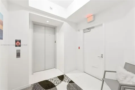 851 NE 1st Avenue Miami FL 33132