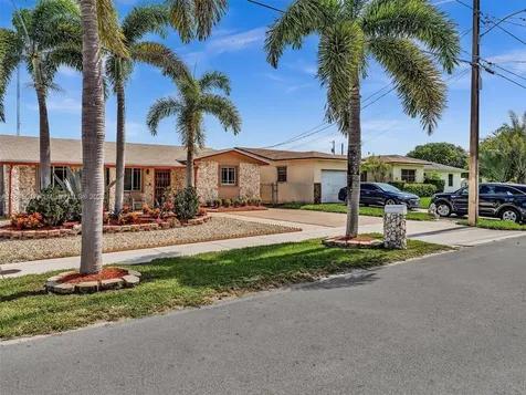 4870 SW 19th Street West Park FL 33023
