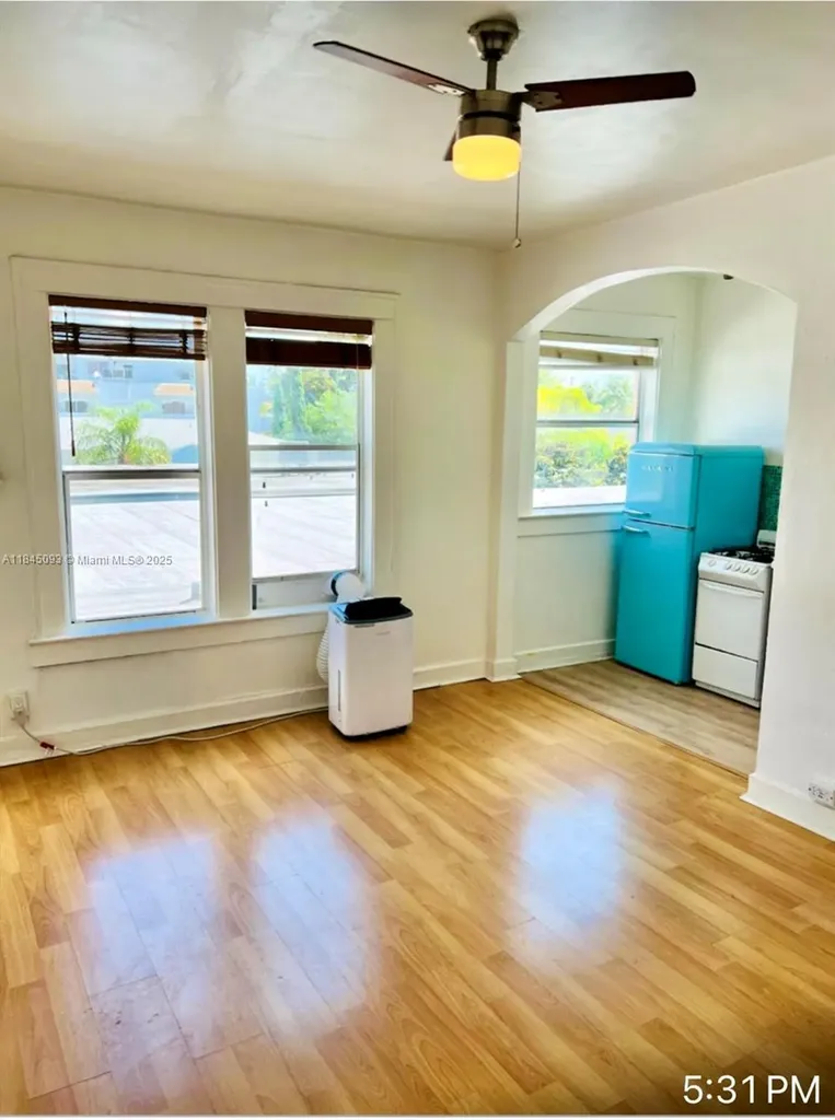 642 Michigan Avenue Miami Beach FL 33139