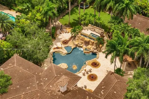 0 7245 SW 104th Street Pinecrest FL 33156