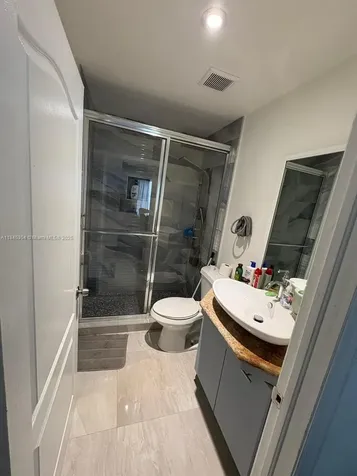 2475 NW 55th Street Miami FL 33142