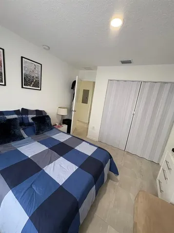 2475 NW 55th Street Miami FL 33142
