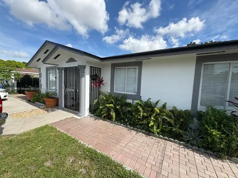 2475 NW 55th Street Miami FL 33142