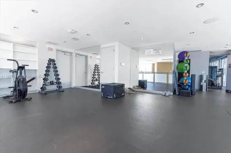60 SW 13th Street Miami FL 33130