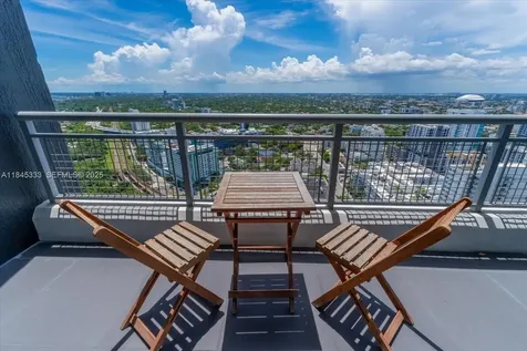 60 SW 13th Street Miami FL 33130