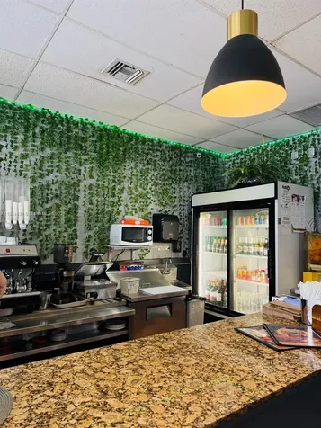 2114 W 68 Street Hialeah FL 33016