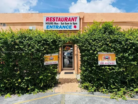2114 W 68 Street Hialeah FL 33016