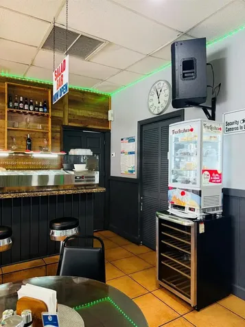 2114 W 68 Street Hialeah FL 33016
