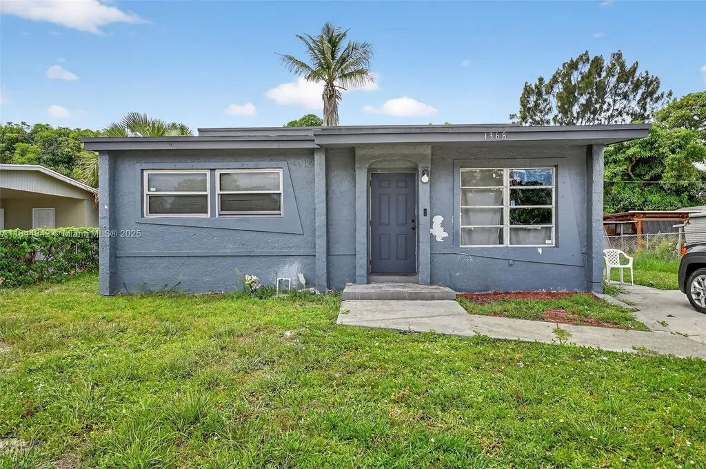 1368 11th Street West Palm Beach FL 33401