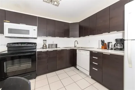 2750 NE 183rd Street Aventura FL 33160