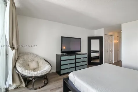 2750 NE 183rd Street Aventura FL 33160