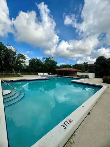737 SE 1st Way Deerfield Beach FL 33441