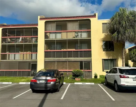 737 SE 1st Way Deerfield Beach FL 33441