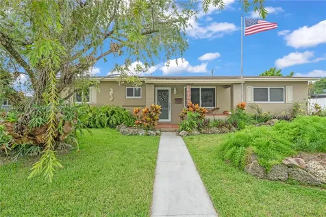 9880 Jamaica Drive Cutler Bay FL 33189