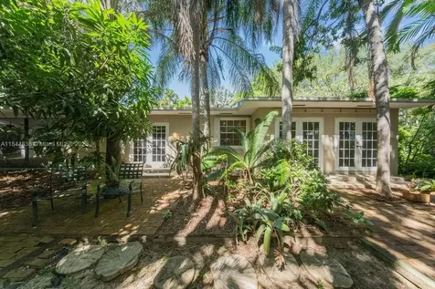 15301 SW 82nd Court Palmetto Bay FL 33157