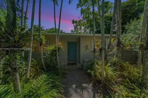 15301 SW 82nd Court Palmetto Bay FL 33157