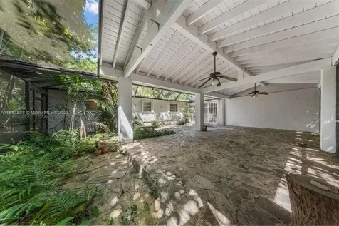 15301 SW 82nd Court Palmetto Bay FL 33157