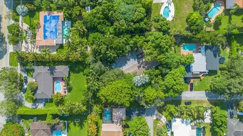 15301 SW 82nd Court Palmetto Bay FL 33157