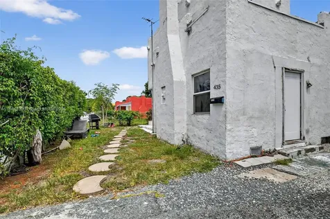 435 Avenida Alegre West Palm Beach FL 33405