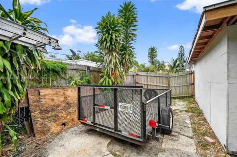 435 Avenida Alegre West Palm Beach FL 33405