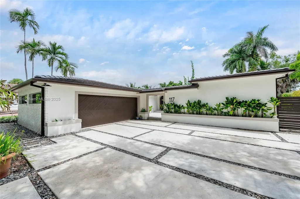 117 S Royal Poinciana Boulevard Miami Springs FL 33166