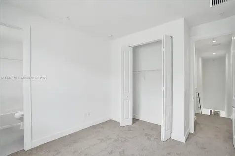 63 NW 4th Avenue Delray Beach FL 33444