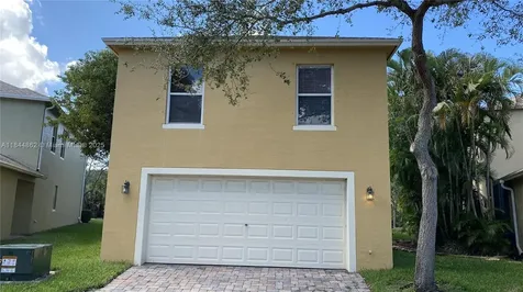 1932 SE Grand Drive Port St. Lucie FL 34952